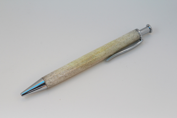 Moose antler pen